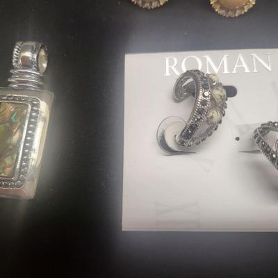 Roman/Trifari Jewlry Lot