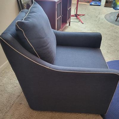 KFI Blue Swivel Chair
