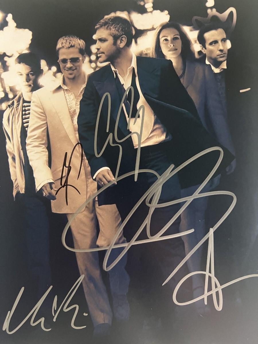 Ocean&rsquo;s Twelve cast signed photo | EstateSales.org