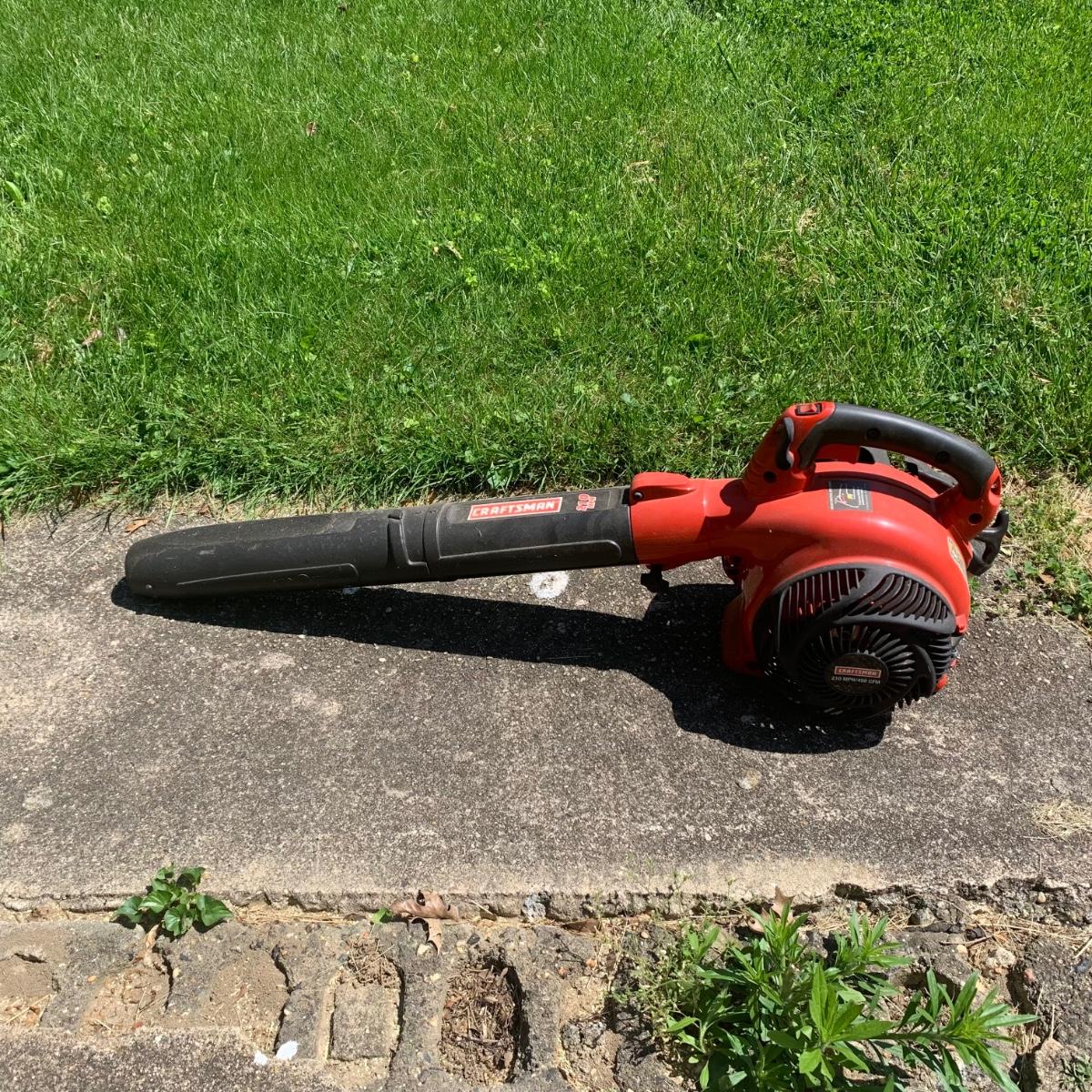 LOT 144R Craftsman 25cc Gas Blower (untested)
