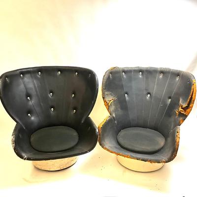 1578 Pair of ELDA Swivel Base Leather Chairs by Joe Colombo