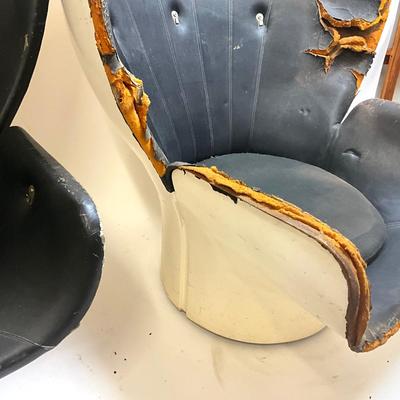 1578 Pair of ELDA Swivel Base Leather Chairs by Joe Colombo