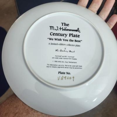 4 Collectable Plate Lot