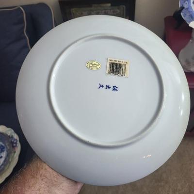 16 Piece China Lot