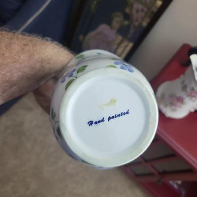 16 Piece China Lot