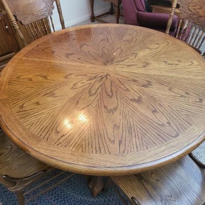 Dinner Table With 4 Chairs