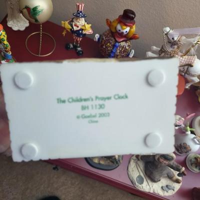 32 Collectable Lot