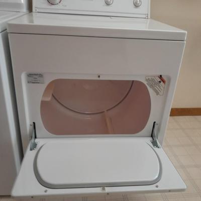 Whirlpool Large Capacity Electric Dryer 6 cycles 3 temperatures