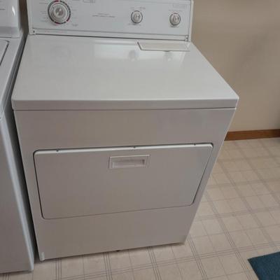 Whirlpool Large Capacity Electric Dryer 6 cycles 3 temperatures