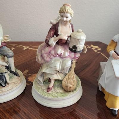 3 Collectable Figurines