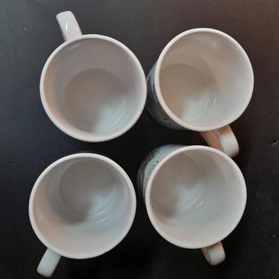 Vintage House of Lloyd Set of four humorous animal themed weight loss mugs