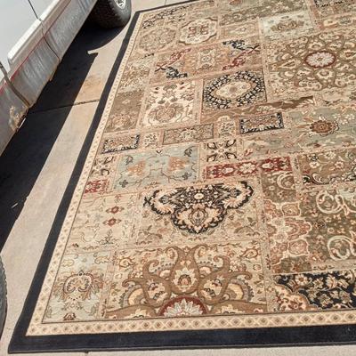 GORGEOUS TIGHTLY WOVEN, 100% WOOL PILE AREA RUG
