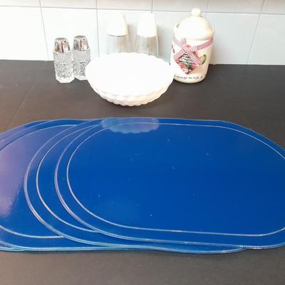 Anchor Hocking Bubble glass Milk glass bowl, placemats, salt & pepper shakers and other Kitchen items