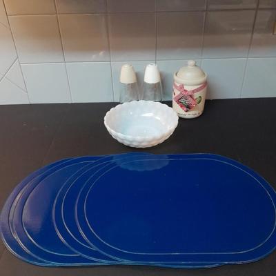 Anchor Hocking Bubble glass Milk glass bowl, placemats, salt & pepper shakers and other Kitchen items