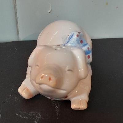 Pig salt and pepper shakers, porcelain pig figure, and Enesco Three sleeping pigs