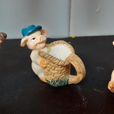 Pig Collectibles and Three pig Refrigerator magnets