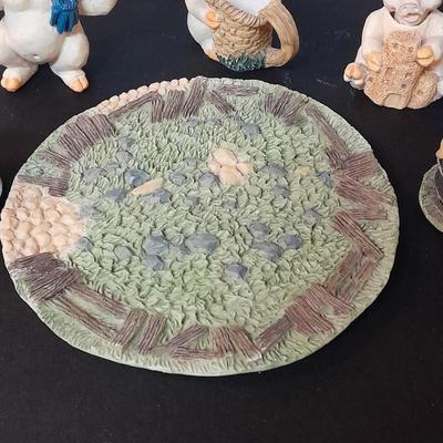 Pig Collectibles and Three pig Refrigerator magnets