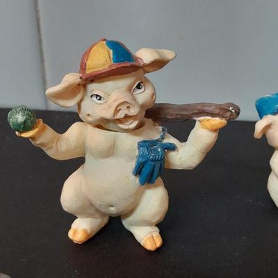 Pig Collectibles and Three pig Refrigerator magnets