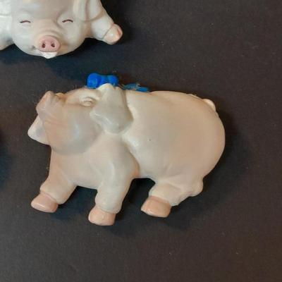Pig Collectibles and Three pig Refrigerator magnets