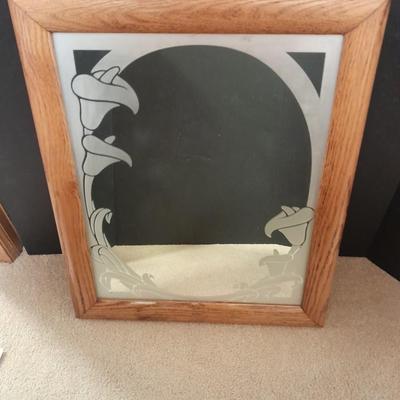 Oak framed wall mirror with Frosted floral design