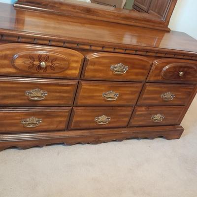 9 drawer Twin Oak Furniture Dresser with Mirror