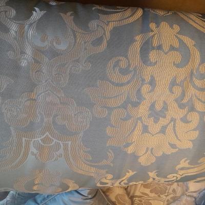 JC Penny's King-sized reversable Comforter with pillows and Bed skirt 7 pieces