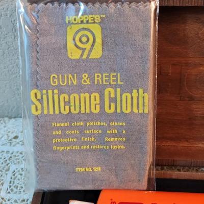 Hoppe's Gun Cleaning Kit in Wood Case