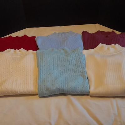 Women's long-Sleeved tops / sweaters size XL & L