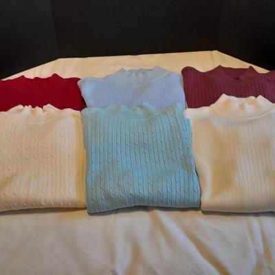 Women's long-Sleeved tops / sweaters size XL & L