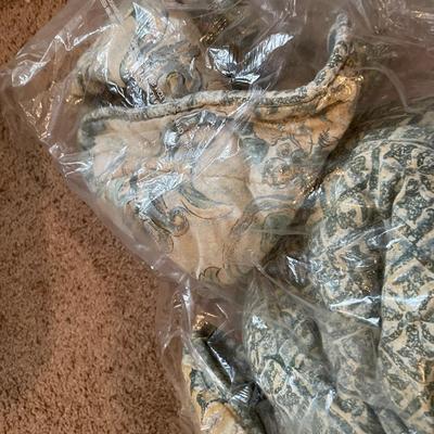 Comforter