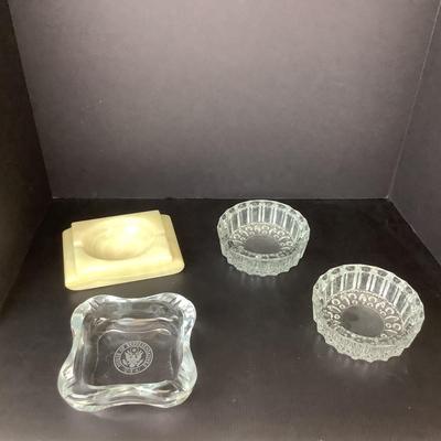 Lot 536. Lot of  Vintage Ash Trays