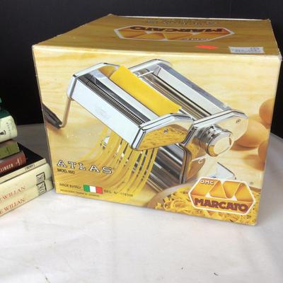 525 Atlas Pasta Maker & Assorted Italian Cookbooks