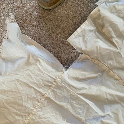 Vintage bed skirt