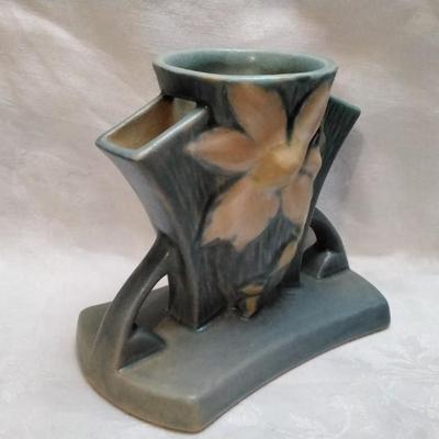 Vintage Roseville Pottery Blue Clematis Triple Vase - #192-5 Circa 1940's