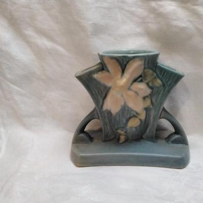 Vintage Roseville Pottery Blue Clematis Triple Vase - #192-5 Circa 1940's