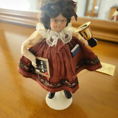 9 Doll Lot