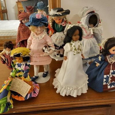 9 Doll Lot