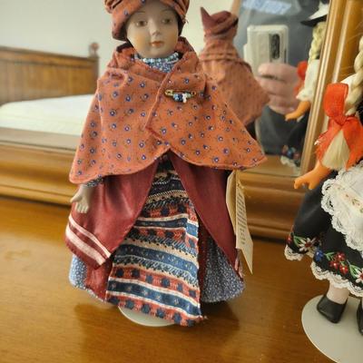9 Doll Lot