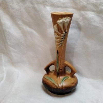 Roseville Freesia Tangerine Long Necked Bud Vase #195-7