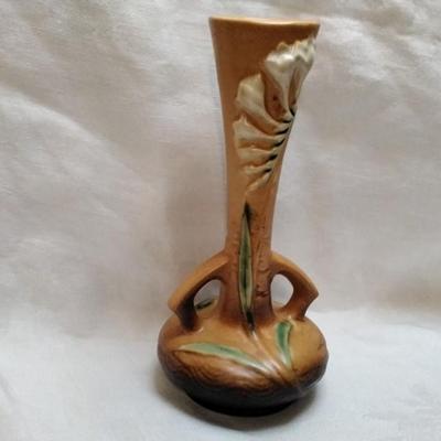 Roseville Freesia Tangerine Long Necked Bud Vase #195-7