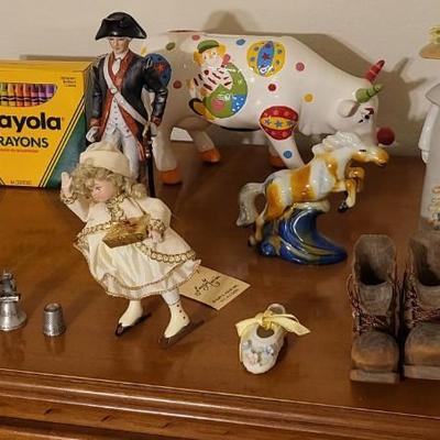 24 Piece Collectable Lot