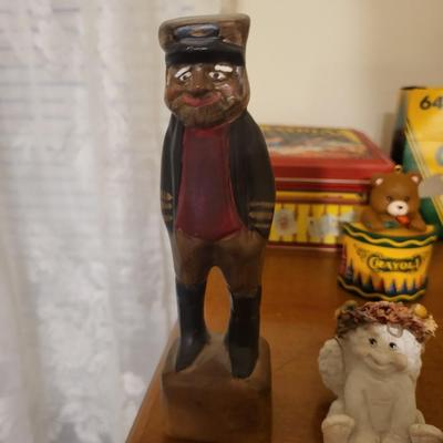 24 Piece Collectable Lot