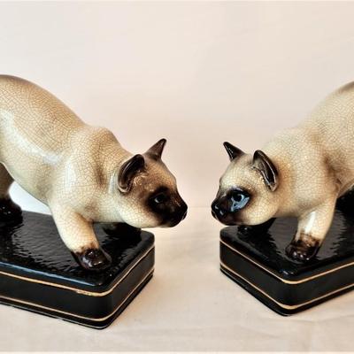 Lot #60  Pair Vintage Takahashi (Japan) Ceramic Siamese Cat Bookends