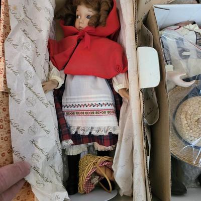 5 Collectable Doll Lot
