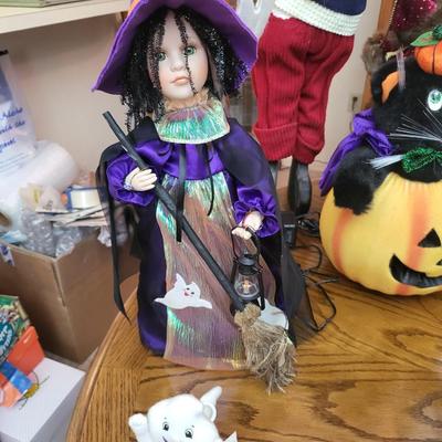 15 Piece Xmas/Halloween Lot