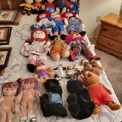 23 Doll Lot