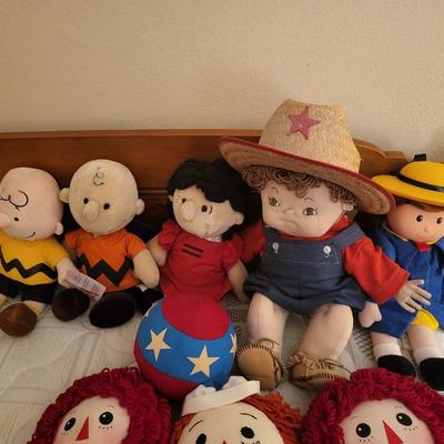 23 Doll Lot