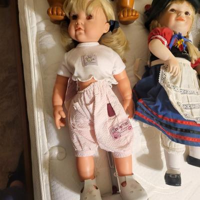 12 Doll Lot