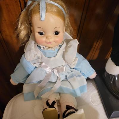 12 Doll Lot