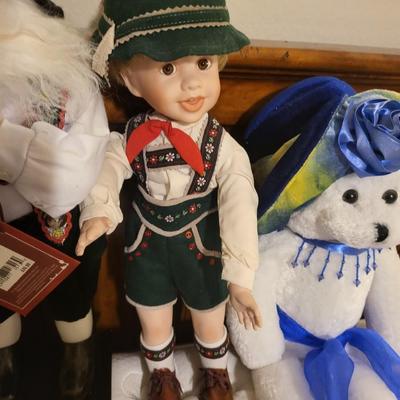 12 Doll Lot